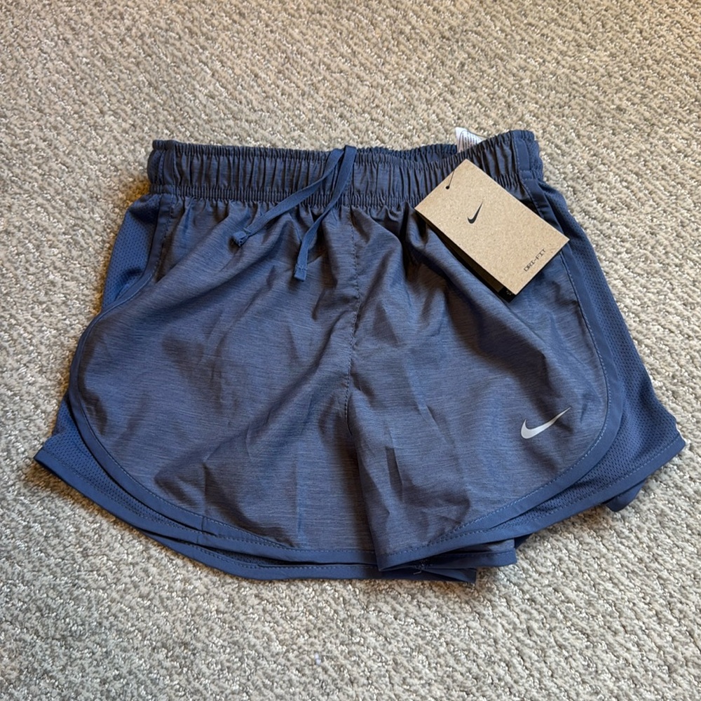 NWT Women’s Nike Dri-fit Running Shorts XS